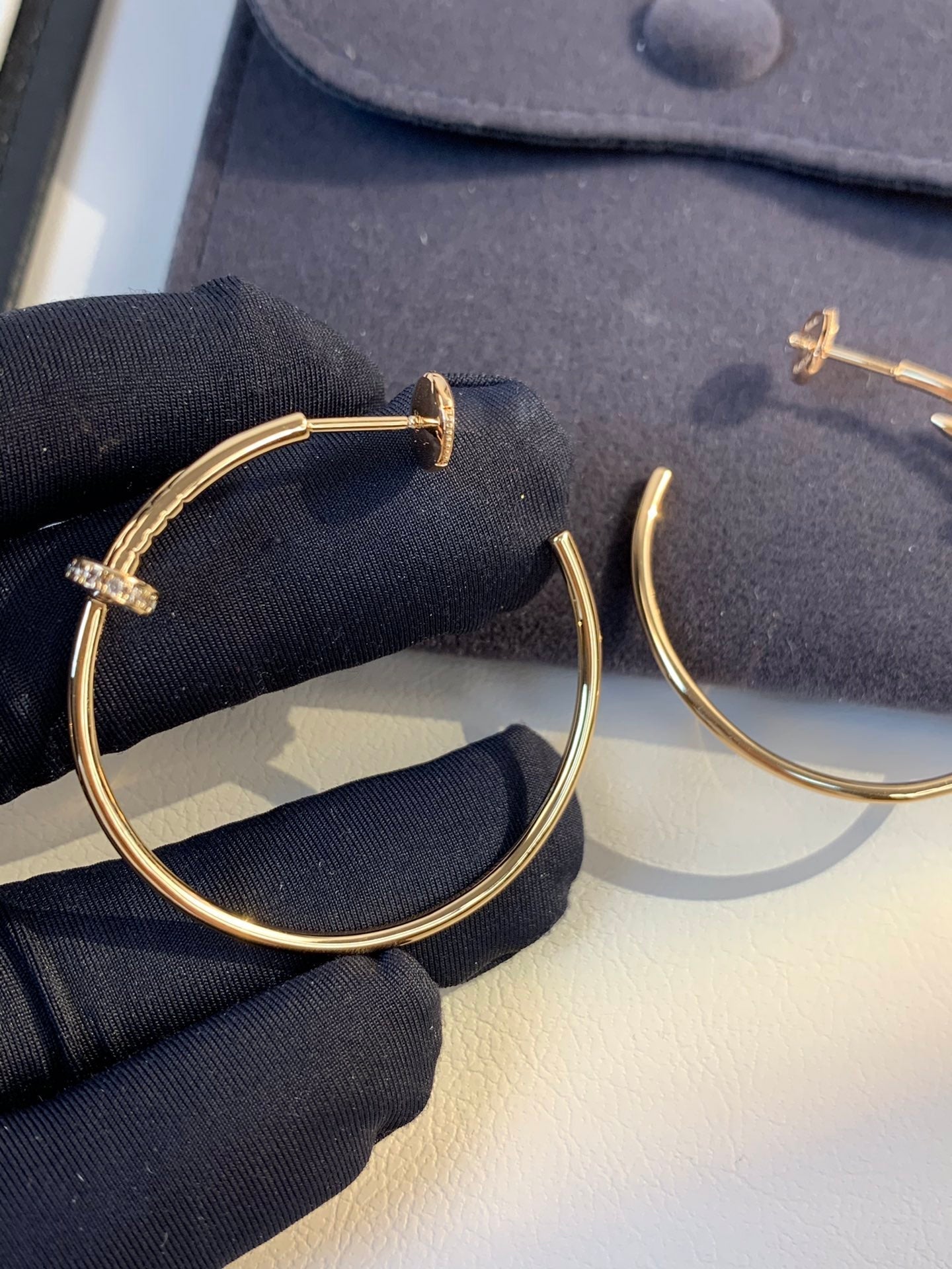 JUSTE EARRINGS 1.8MM DIAMONDS