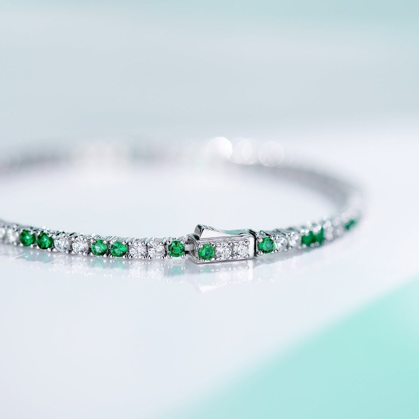 GREEN SPINEL MINI DIAMOND BRACELET