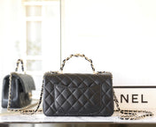 FLAP BAG 23 BLACK LAMBSKIN GOLD HARDWARE TOPHAND