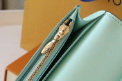VERTICAL WALLET CAPUCINES GREY
