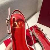VLOGO SIGNATURE CREPE PINK CALFSKIN FLAT SLINGBACK PUMP