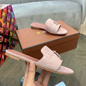 Summer Charms Sandals in Light Pink Suede Pink Lambskin