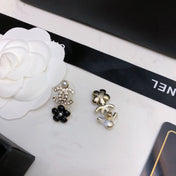 CHANEL 26S DOUBLE C LOGO CRYSTAL & BLACK FLOWER DROP EARRINGS IN GOLD METAL 633331