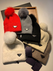 BEANIE HAT IN BLACK WOOL AND RABBIT FUR 361438