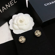 CHANEL 26S DOUBLE C LOGO CRYSTAL CABOCHON STUD EARRINGS IN GOLD METAL 633328