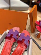 0RAN SANDALS IN VIOLET PURPLE SUEDE AND CHERRY RED CALFSKIN