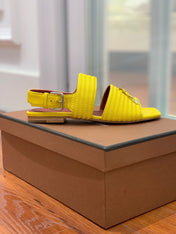 LP RAFFIA CHARMS STRAP FLATS SANDAL LEMON CALFSKIN