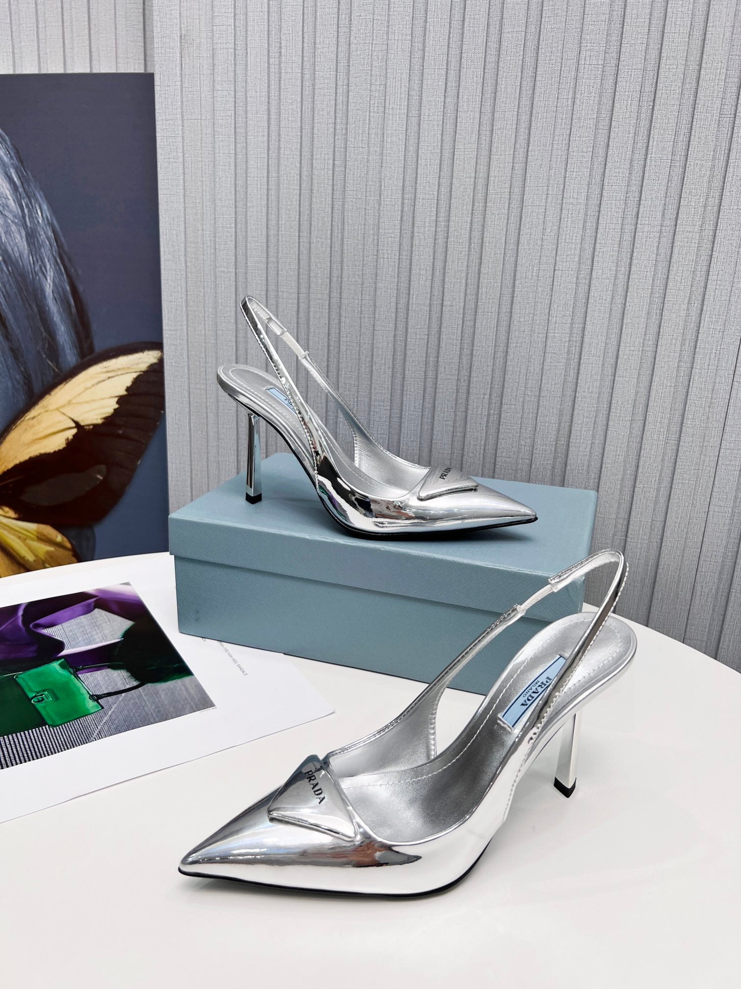 PRADA 26S SLINGBACK PUMPS STILETTO HEEL 95MM IN SILVER PATENT CALFSKIN LOGO