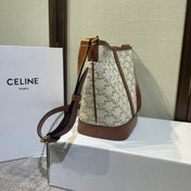 BUCKET 30 IN WHITE TRIOMPHE CANVAS AND RED BROWN CALFSKIN TRIM