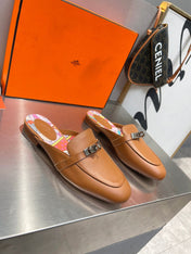 0Z MULE CARAMEL CALFSKIN WITH PATTERN