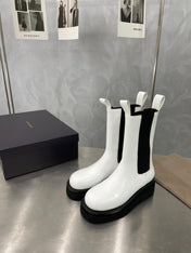 LUG CHELSEA BOOT IN WHITE CALFSKIN