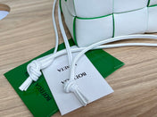 SMALL CASSETTE BUCKET 18 IN WHITE AND GREEN LINING CALFSKIN