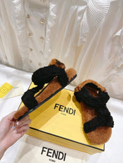 FENDI DAD SANDAL IN BLACK MIX CINNAMON BROWN FLEECE