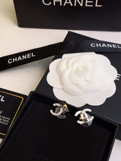 CHANEL 26S DOUBLE C LOGO BLACK CRYSTAL PAVE STUD EARRINGS IN SILVER METAL 633228