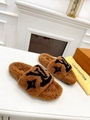 LV FLAT SLIPPER IN GINGERBREAD BROWN MIX BLACK SHEARLING