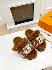 DAD SANDAL MULE IN CARAMEL BROWN MIX WHITE FLEECE