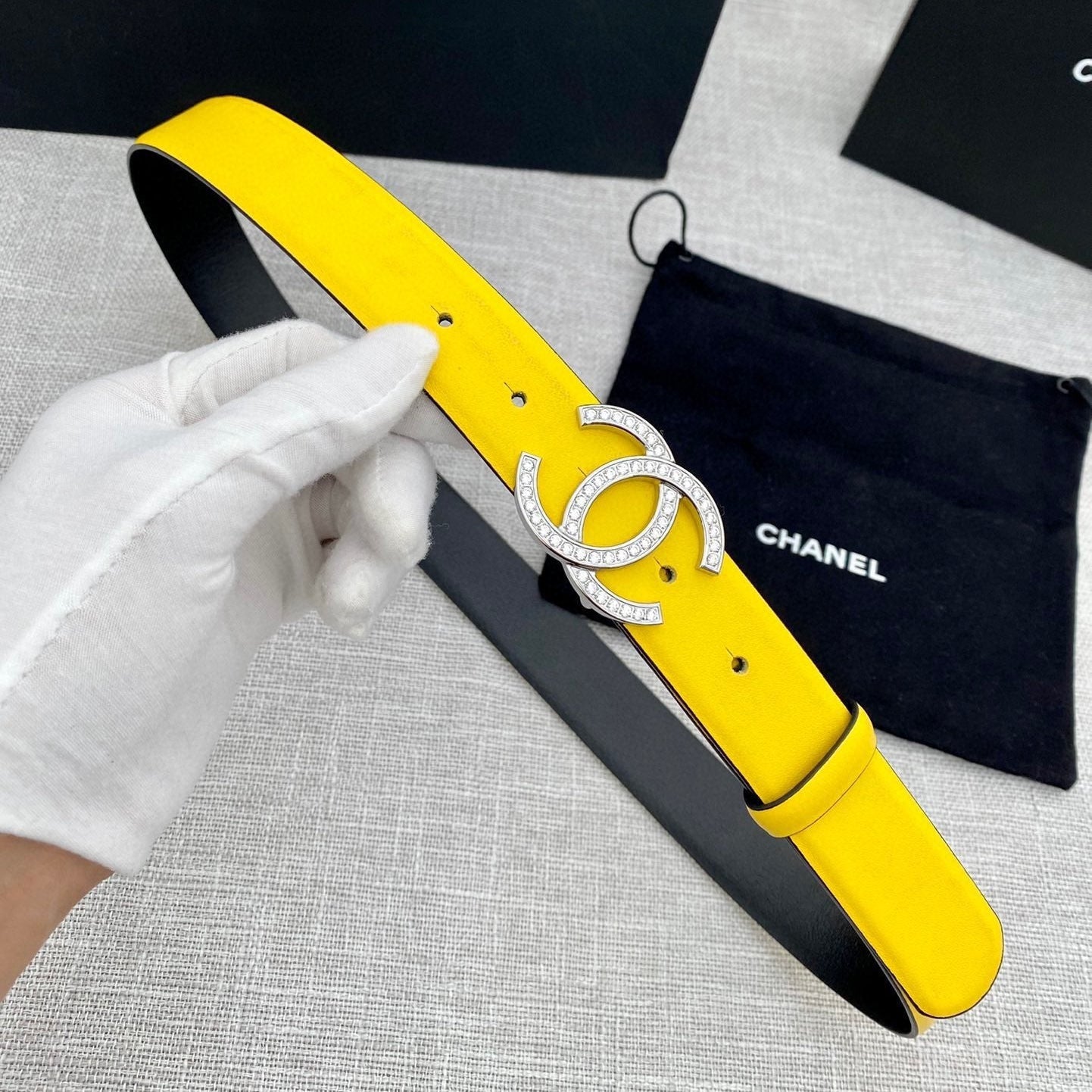 CHANEL 26S BELT 30 MM IN YELLOW CALFSKIN 661510