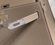KELLY 28CM IN ETOUPE EPSOM CALFSKIN SLIVER HARDWARE