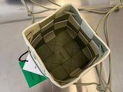 SMALL CASSETTE BUCKET 18 IN XANADU MIX WHITE CALFSKIN