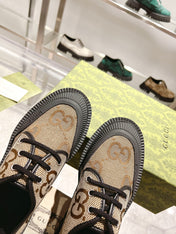 GUCCI 26S LACE-UP SHOES IN BEIGE AND BLACK GG CANVAS