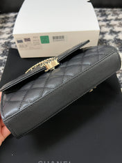 CC KELLY 18 BAG IN BLACK CALFSKIN WITH GOLD HARDWARE