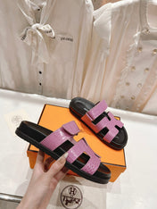 CHYPRE SANDAL BLACK AND LAVENDER LAMBSKIN