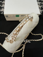 CC KELLY 18 BAG IN WHITE CALFSKIN WITH STRAP