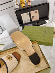 GG EXCLUSIVE SLIDE SANDAL CARAMEL AND CREAM SEDGE
