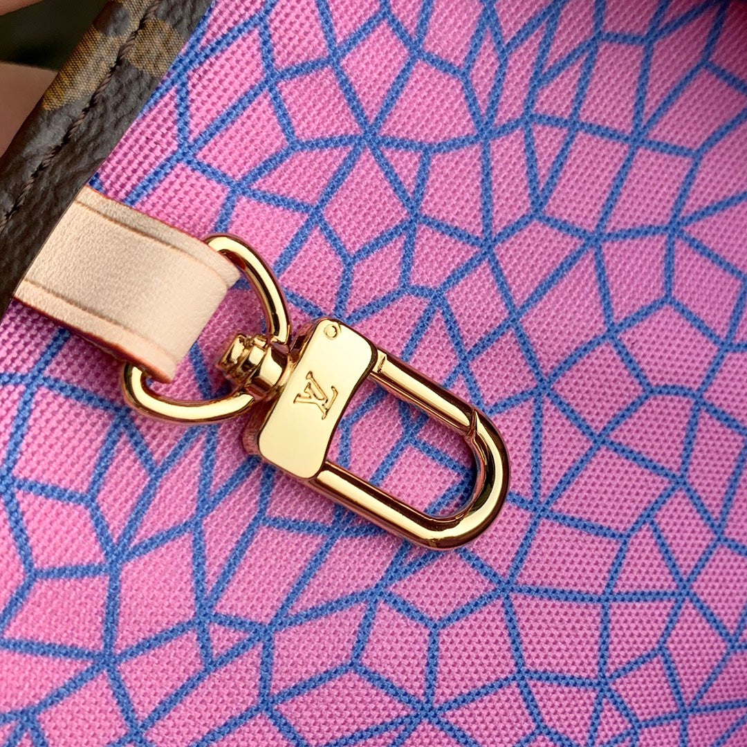 LV x YK ONTHEGO 35 IN BROWN MONOGRAM COATED CANVAS AND CALFSKIN PUMPKIN PATTERN
