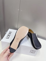 LW TOY SLIPPER BLACK CALFSKIN