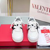 VALENTINO 25S GARAVANI ONE STUD XL PLATFORM SNEAKERS IN WHITE LAMBSKIN AND MESH FABRIC