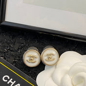 CHANEL 26S DOUBLE C LOGO ROUND WHITE RESIN STUD EARRINGS IN GOLD METAL 633348