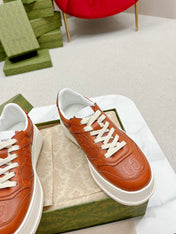 GG EMBOSSED TRAINER CARAMEL CALFSKIN