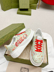 GG TRAINER SAGE CALFSKIN WITH FLOWERS PATTERN