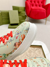 GG TRAINER SAGE CALFSKIN WITH FLOWERS PATTERN