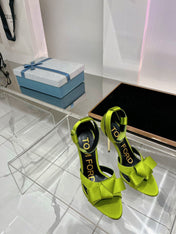 HIGH HEELS 11 CM IN PEAR GREEN PURE SILK AND LAMBSKIN