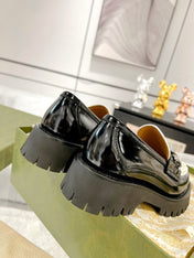 GG LOAFER WITH GG CHAINS GLOSSY BLACK AND WHITE CALFSKIN