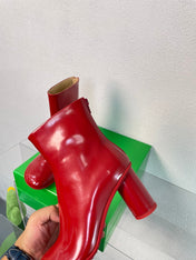 ATOMIC ANKLE BOOT IN RUBY RED CALFSKIN 75 MM