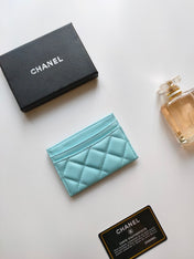 CC CARD HOLDER 11.2 SKY CALFSKIN GOLD ICON