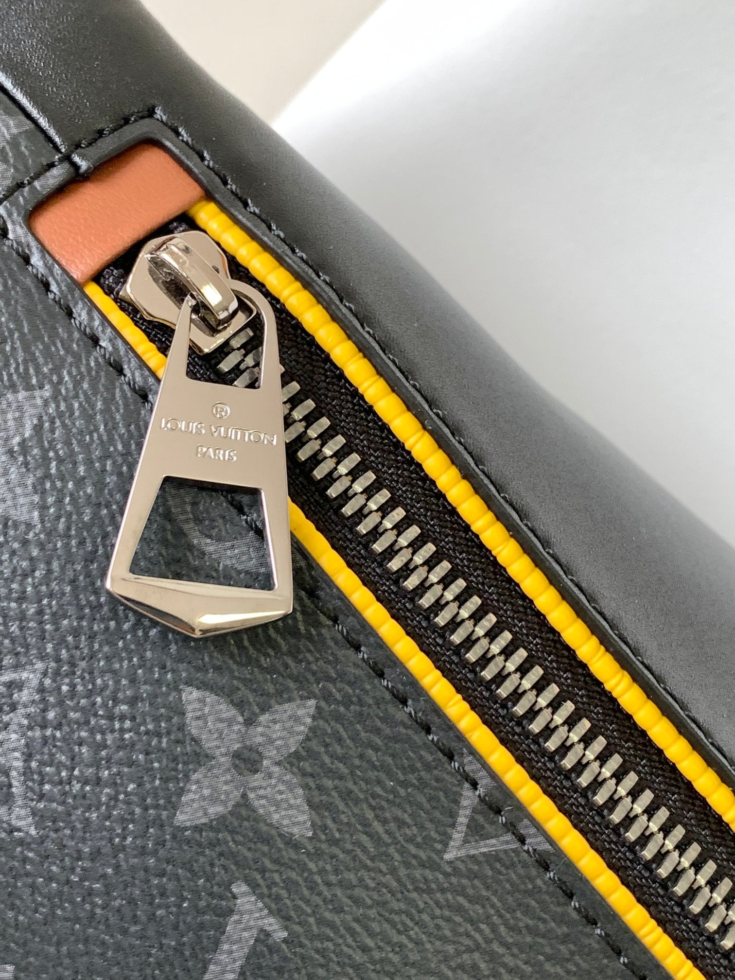 LV 25S BUMBAG 37 IN BLACK AND YELLOW COATED MONOGRAM CALFSKIN