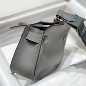 HM JYPSIERE SHOULDER BAG 23 IN GREY CALFSKIN GOLD HARDWARE