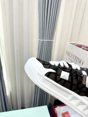 One Stud Xl Low-Top Sneaker Brown Black White Nappa Leather And Toile Iconographe Fabric
