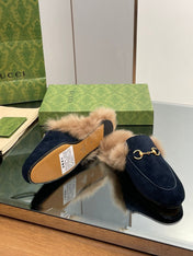 HORSEBIT MULE IN NAVY BLUE SUEDE AND LAMB WOOL LINING
