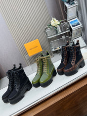 LAUREATE PLATFORM DESERT BOOT IN DARK OLIVE GREEN JACQUARD AND CALFSKIN