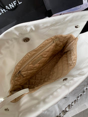 CC MEDIUM 37 HANDBAG IN WHITE SHINY CALFSKIN SILVER HARDWARE