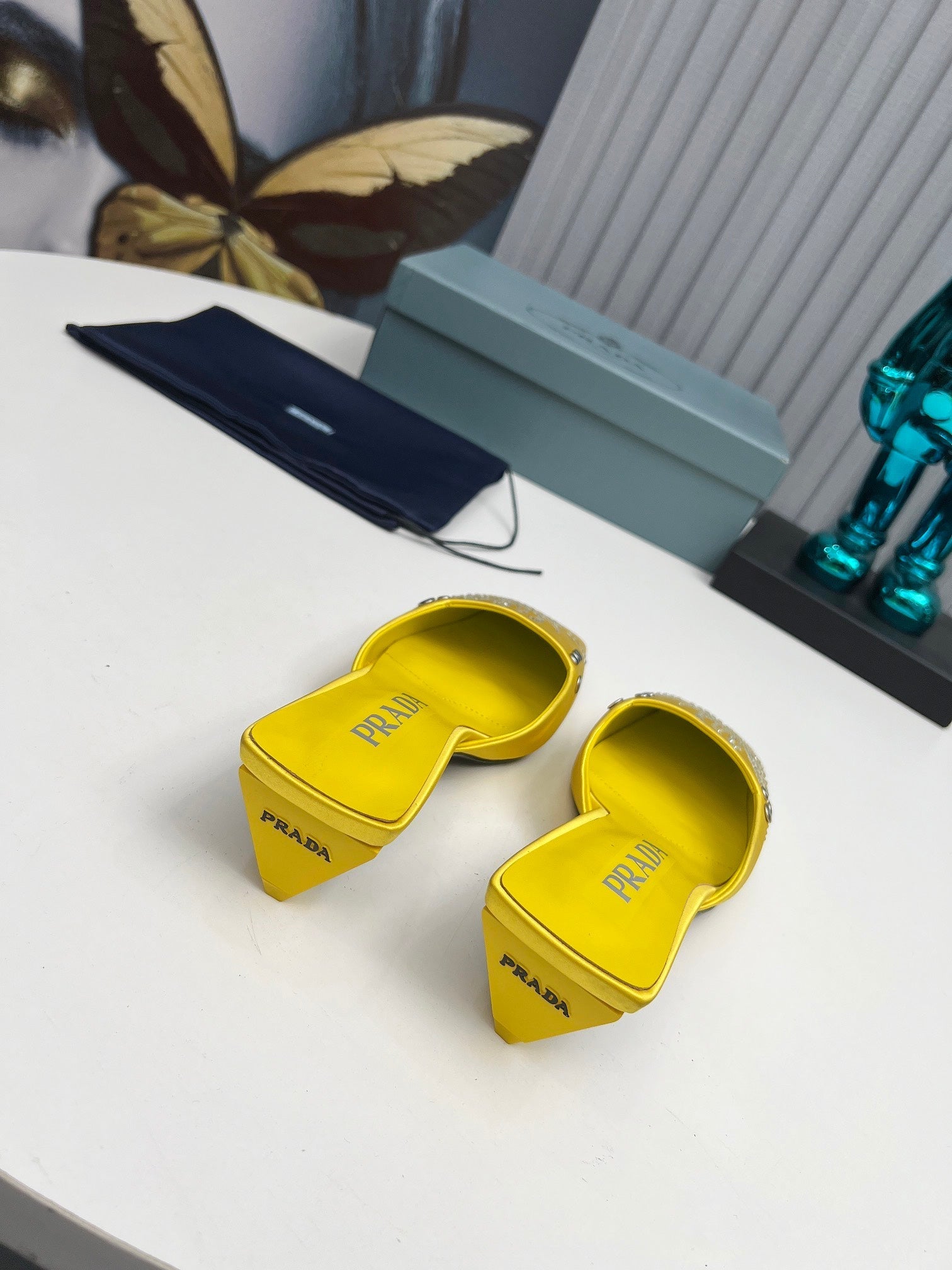 PRADA 26S MULE 40MM IN YELLOW SATIN CRYSTAL EMBELLISHED