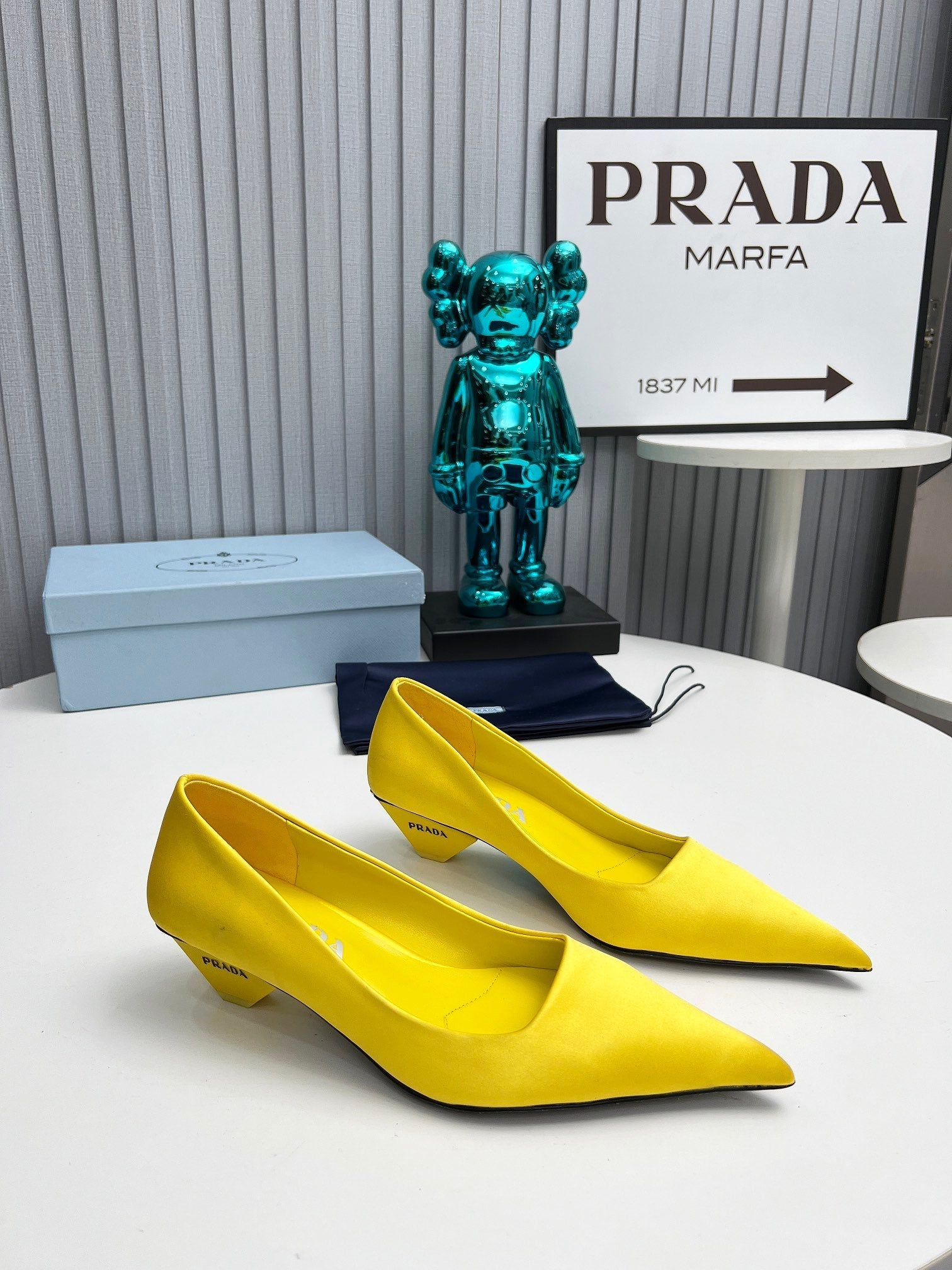 PRADA 26S POINTED TOE PUMPS 40MM IN YELLOW SATIN