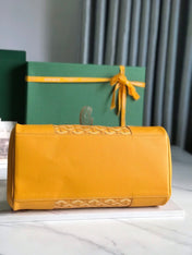 SAIGON SOUPLE BAG 34 IN YELLOW GOYARDINE CANVAS AND CALFSKIN