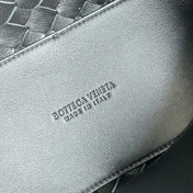 BV MEDIUM ANDIAMO 32CM BLACK LAMBSKIN SILVER HARDWARE