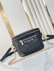 MINI BUMBAG 17 IN BLACK MONOGRAM EMPREINTE LEATHER GOLD HARDWARE